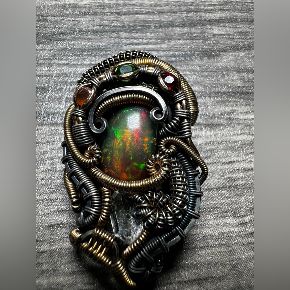 RARE & Beautiful Find Sterling Silver hand made pendant - Picture 7 of 7